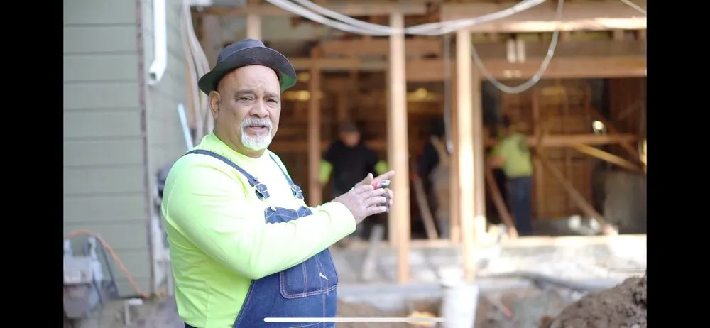 Slide of Fanama Builders