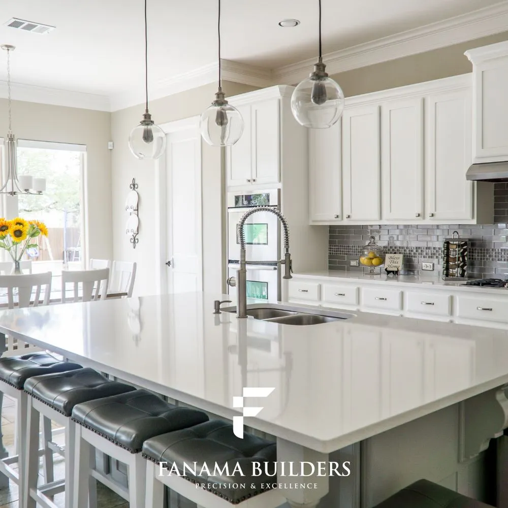 Slide of Fanama Builders