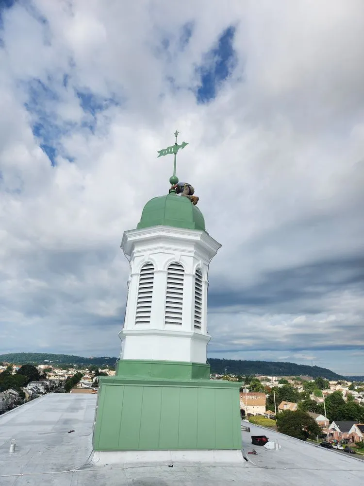 Slide of Fantanstic Roofs