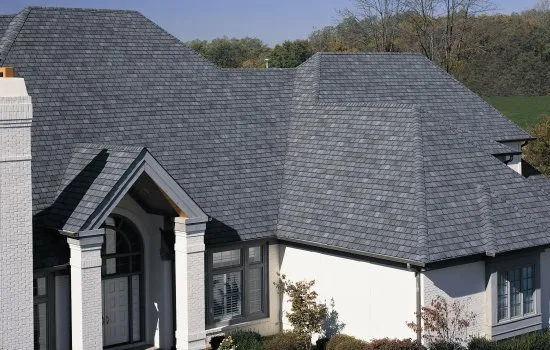 Slide of Fast Roofing and Gutter