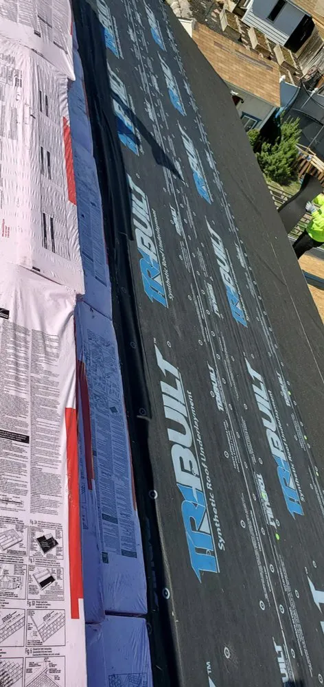 Slide of Fast Roofing