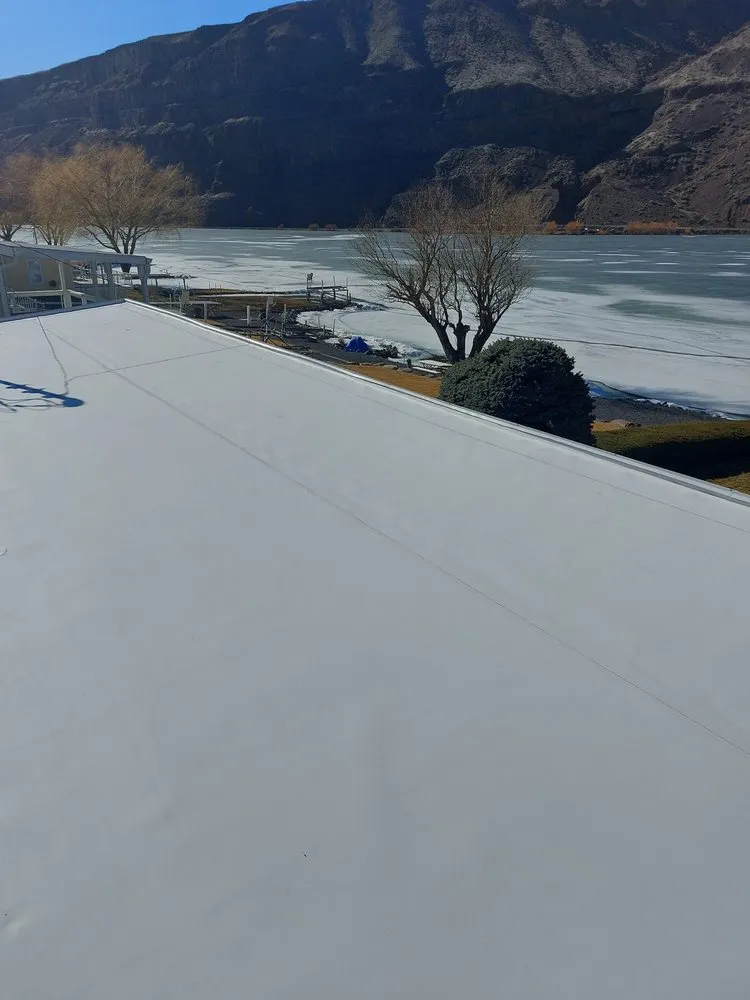 Slide of Fast Roofing