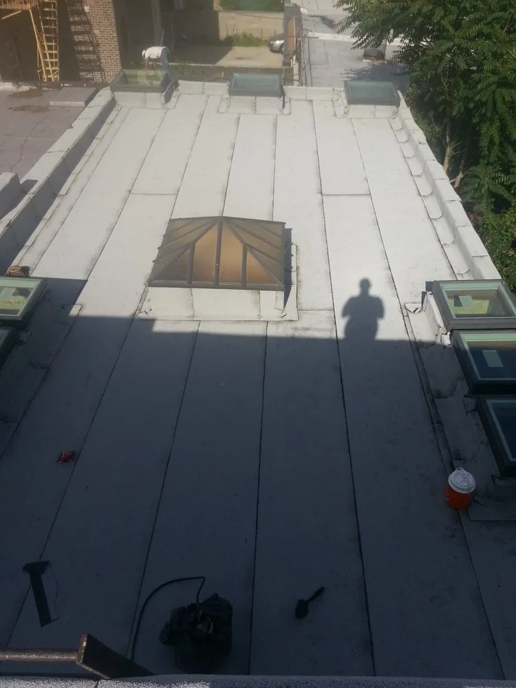 Slide of Fatos Roofing