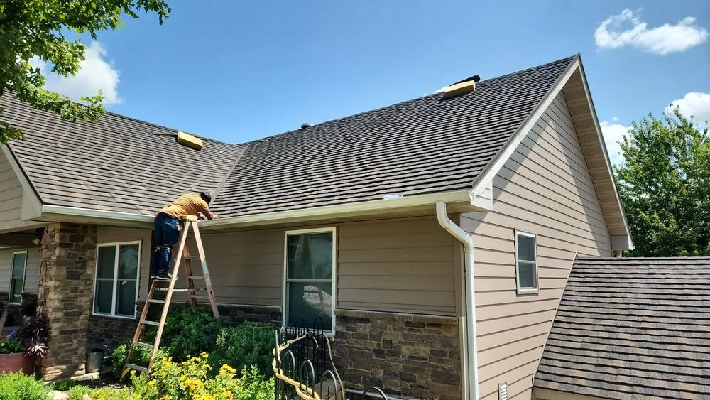 Reliable roof replacement in Saint Charles, IA by Faux Construction