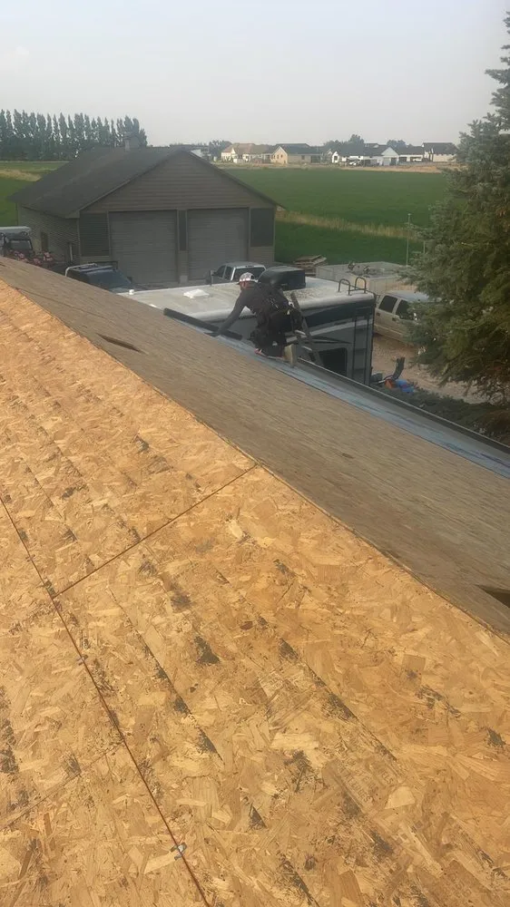Local residential roofing service in Dubois, ID - FCS Roofing