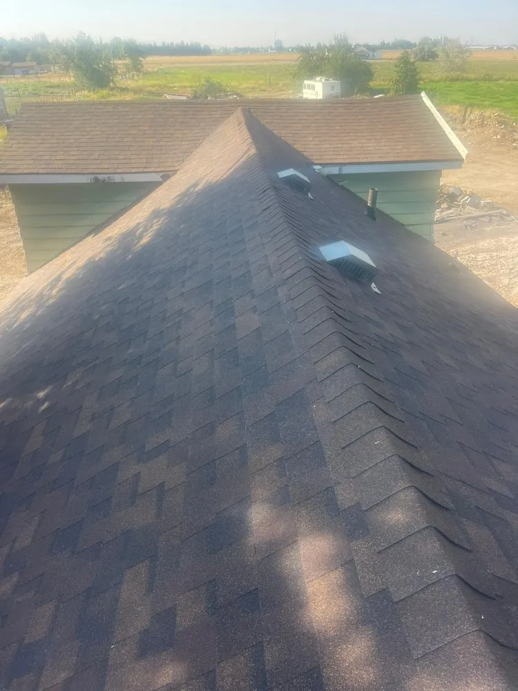 Top-rated metal roofing installation for homes in Dubois, ID by FCS Roofing