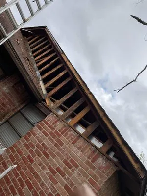 Feagins Roofing & More Logo