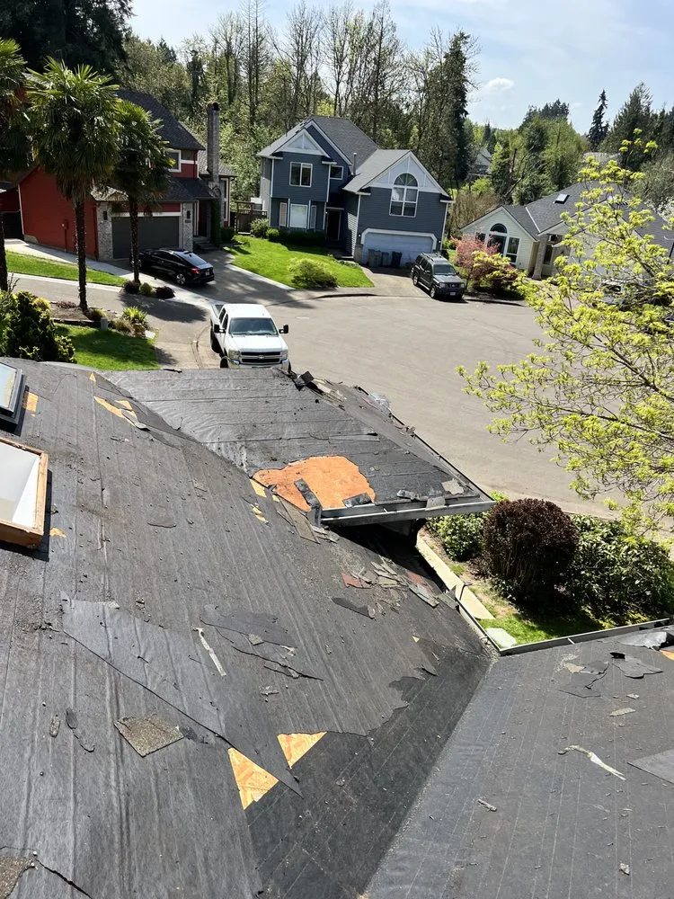 Reliable residential roofing service in Hillsborro, OR - Fearless Tiger Construction