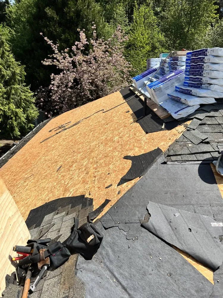 Trusted roof repair in Hillsborro, OR by Fearless Tiger Construction