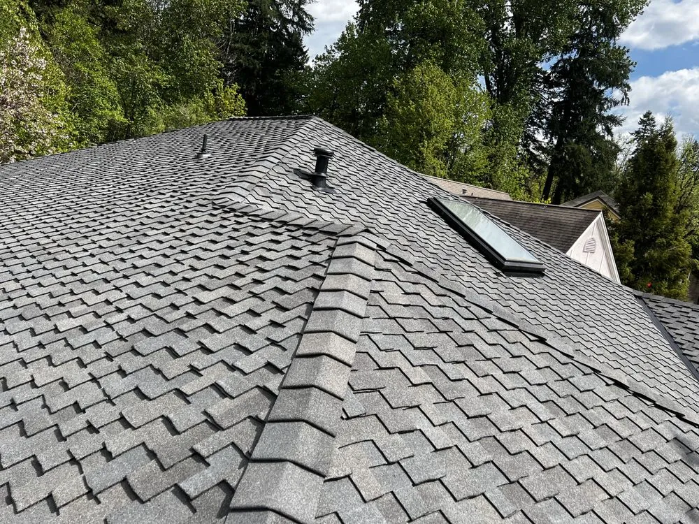 Professional roof installation for fast service across Hillsborro, OR - Fearless Tiger Construction