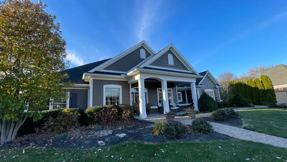 Slide of Feazel Roofing