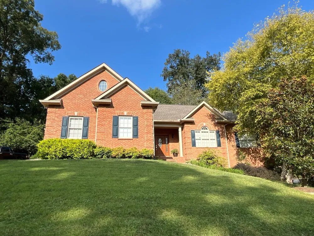 Slide of Feazel Roofing
