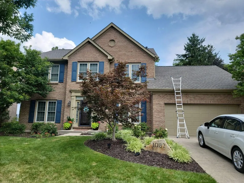 Slide of Feazel Roofing