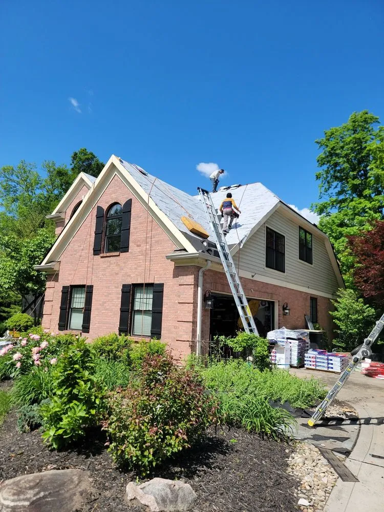 Slide of Feazel Roofing