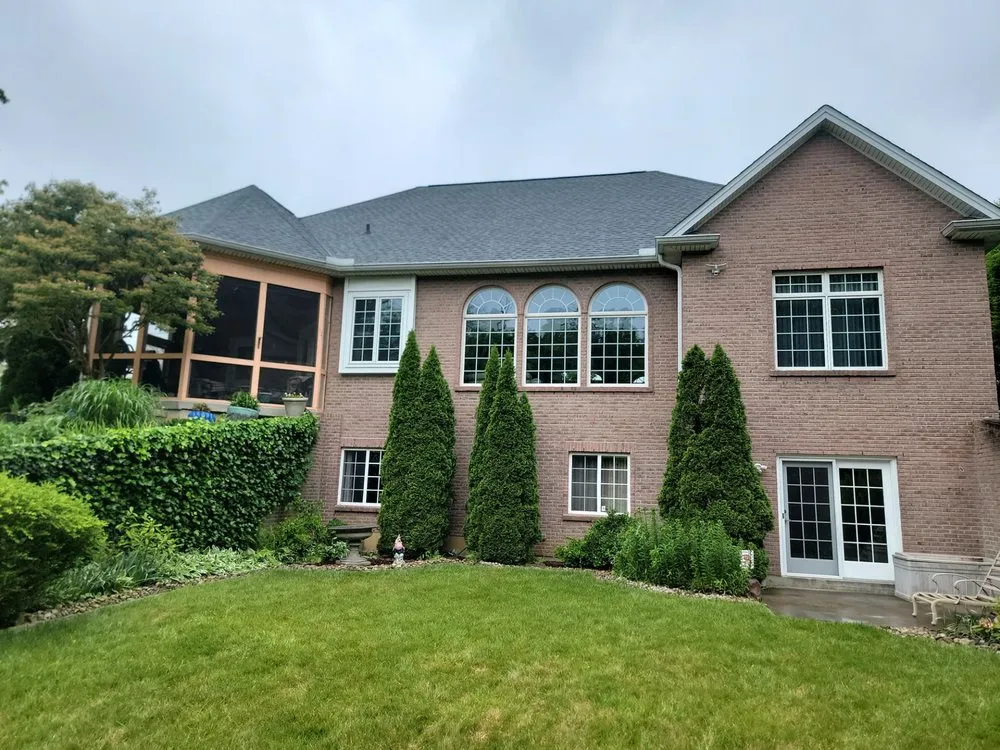 Slide of Feazel Roofing