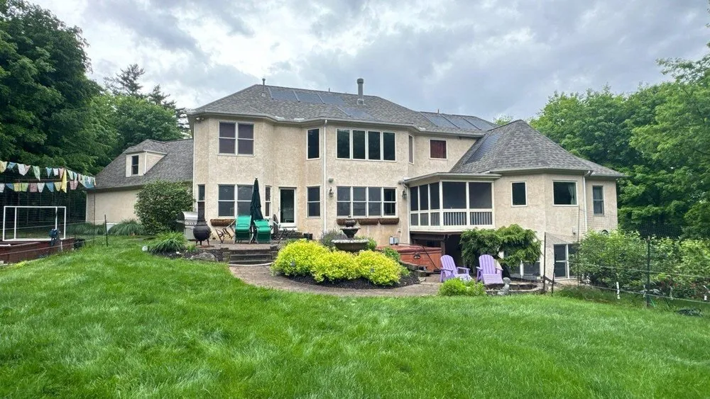 Slide of Feazel Roofing