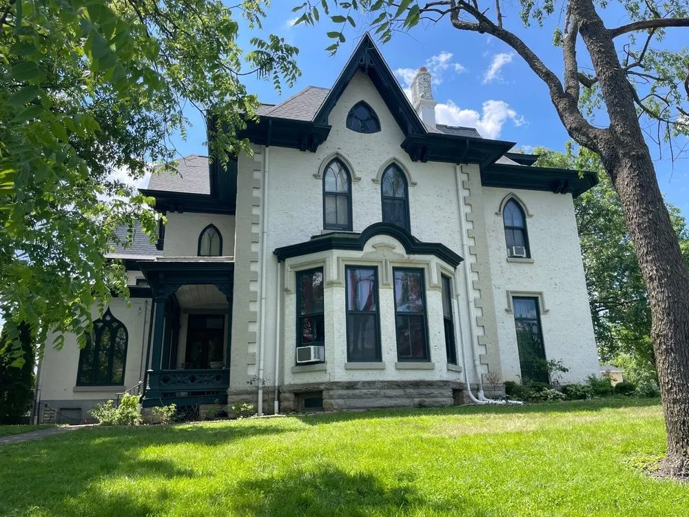 Slide of Feazel Roofing