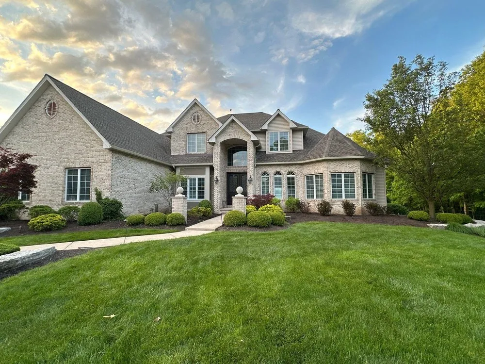 Slide of Feazel Roofing