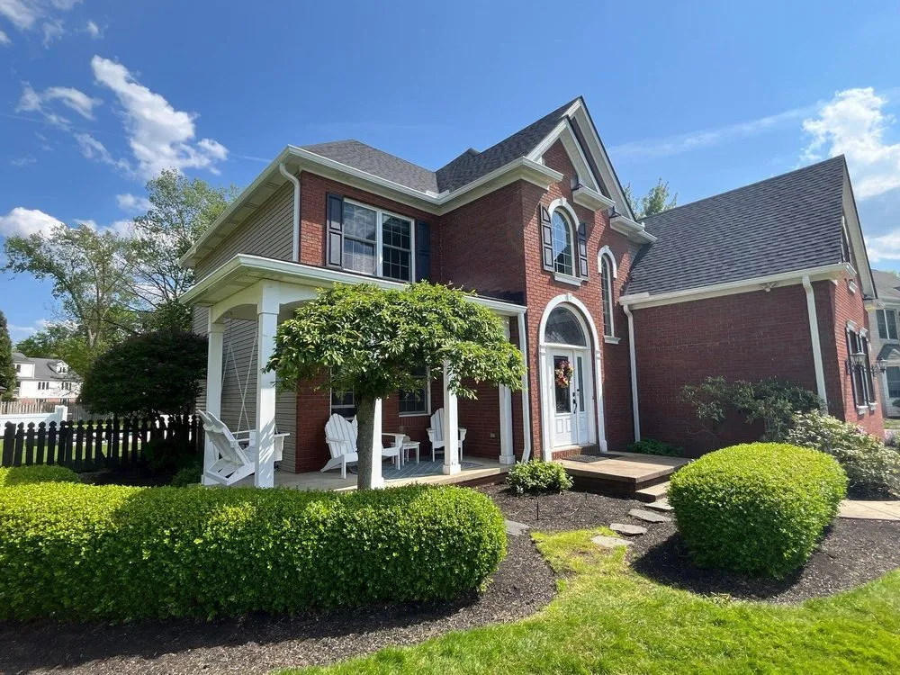 Slide of Feazel Roofing