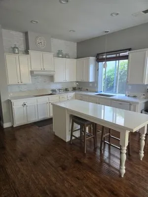 Feinga Roofing and General Construction Logo