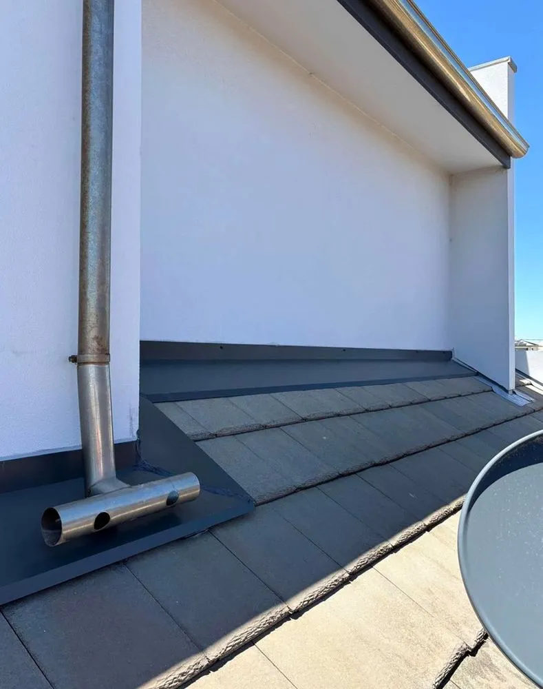 Slide of Feldheym Roofing