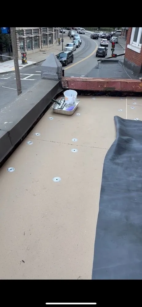 Slide of FelipeBuiltCo