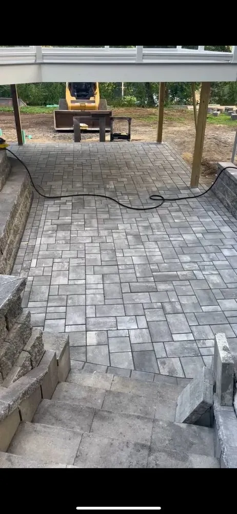 Slide of FelipeBuiltCo