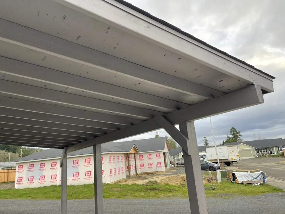 Slide of Felipe's C & F Roofing and Remodeling