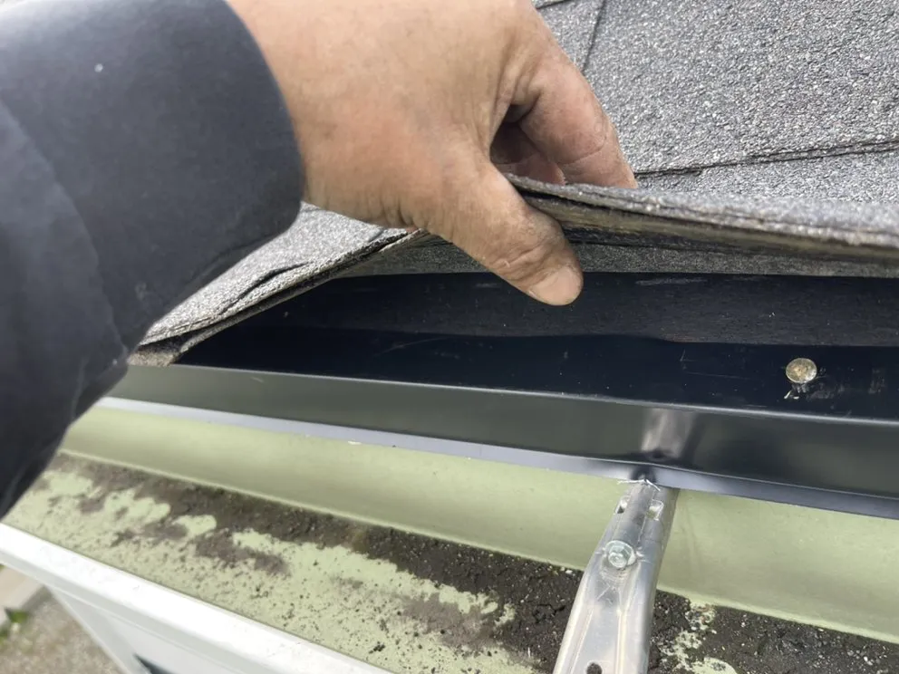 Slide of Felipe's C & F Roofing and Remodeling