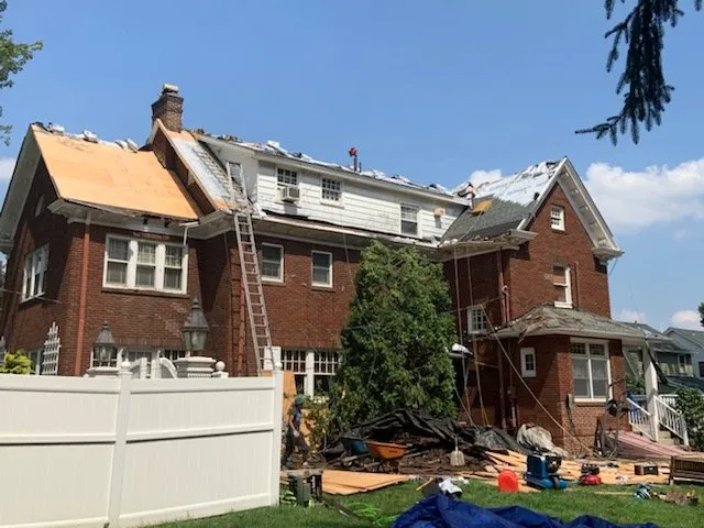 Slide of Felix General Construction