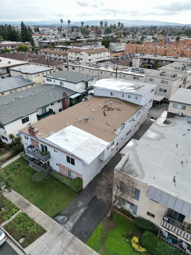 Slide of Felixco Roof & Gutters