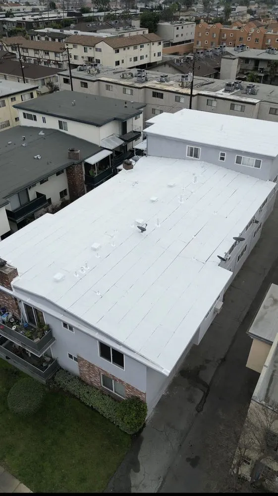 Slide of Felixco Roof & Gutters