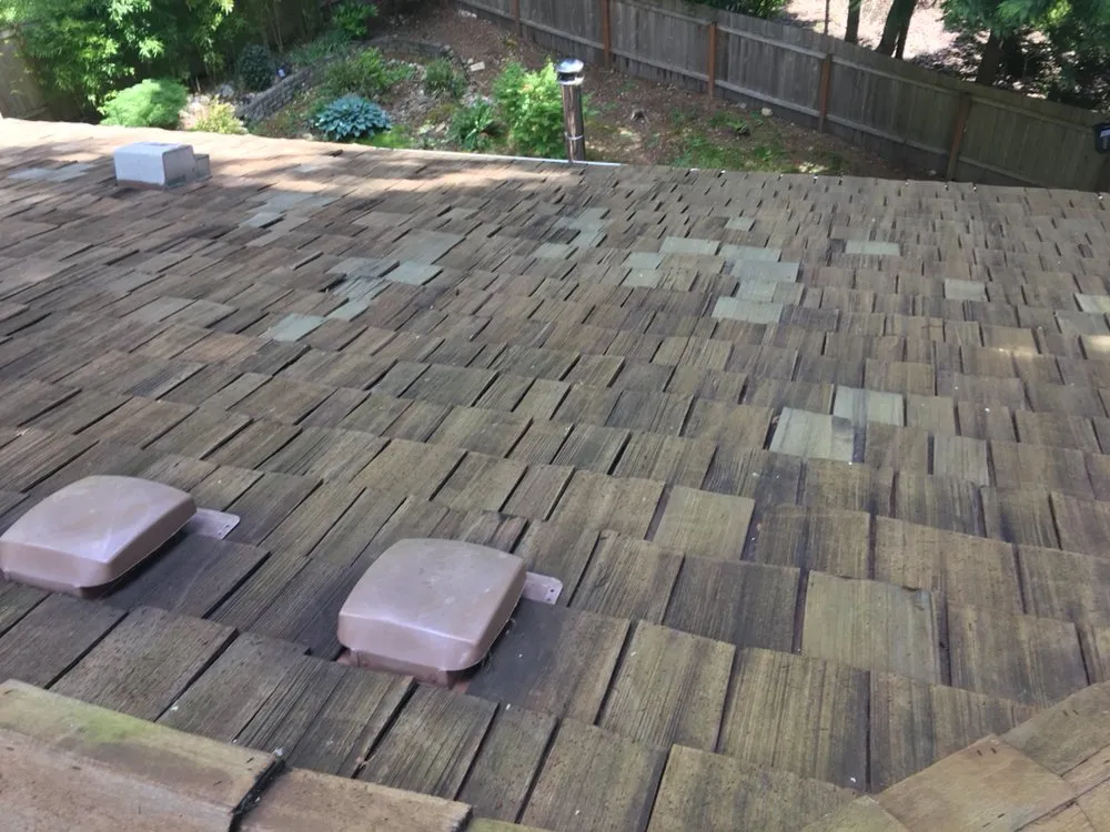 Slide of Fenix Roof Service