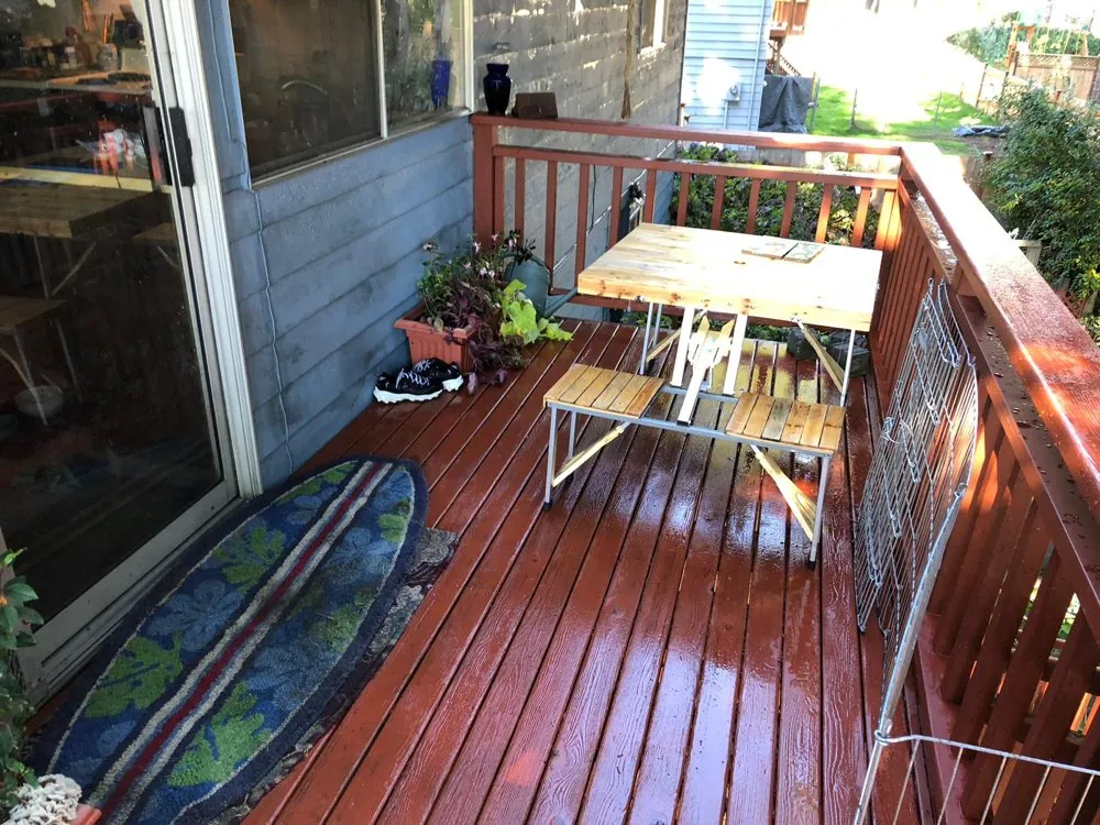 Slide of Fenix Roof Service