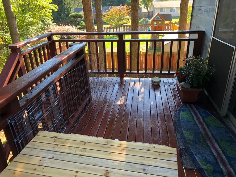 Slide of Fenix Roof Service