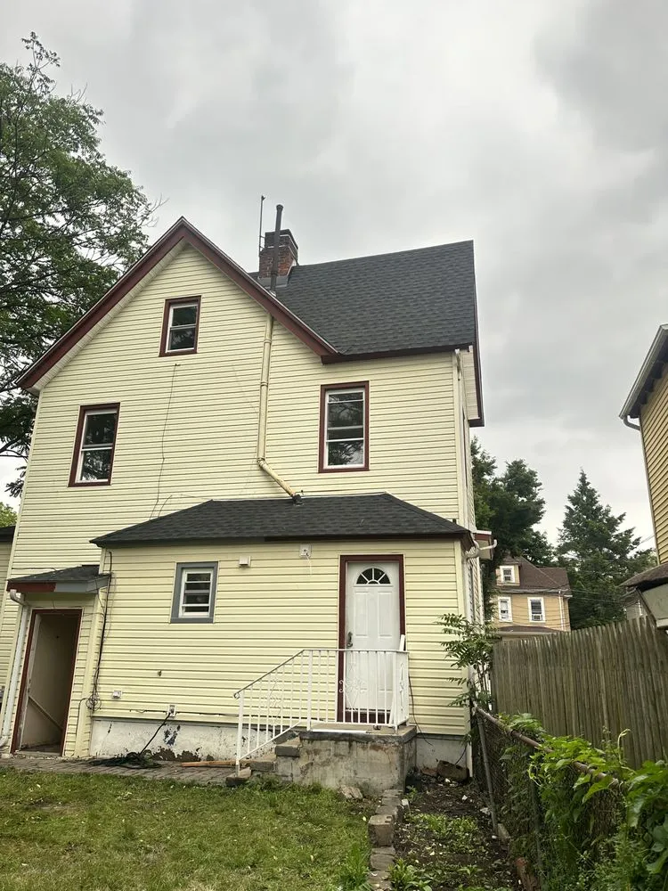 Slide of Fermin Roofing