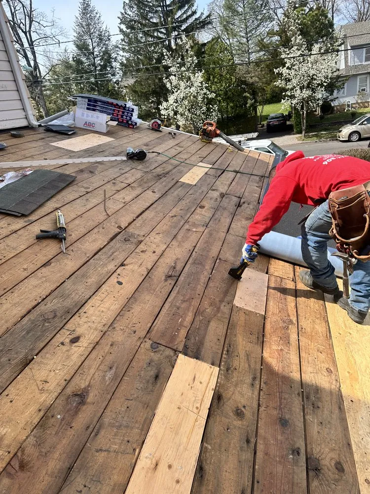 Slide of Fermin Roofing