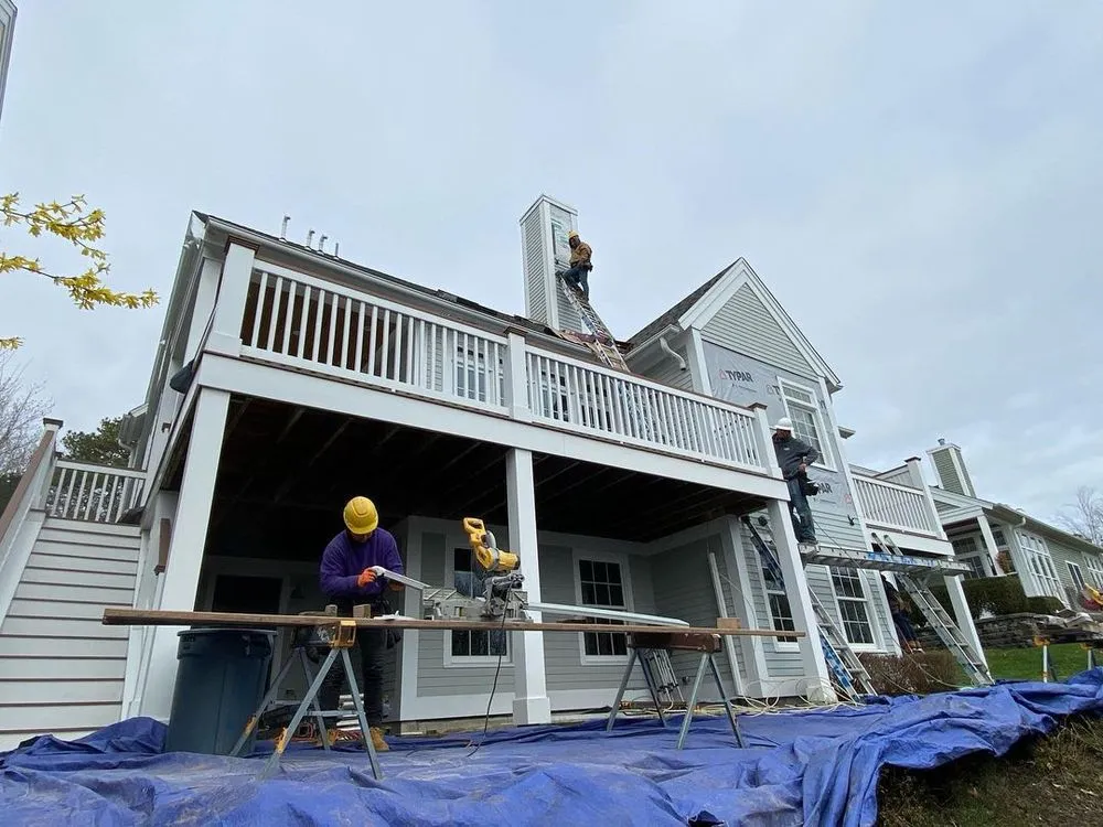 Slide of Fernandes Construction