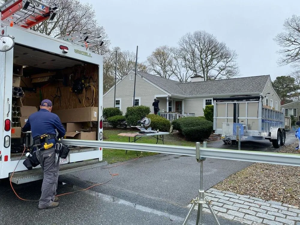 Slide of Fernandes Construction