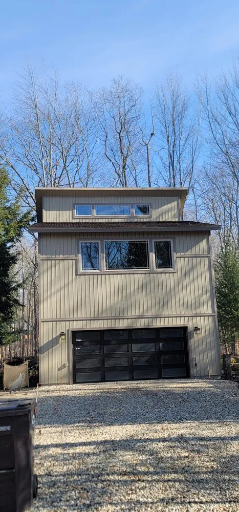 Slide of Fernandez Builders