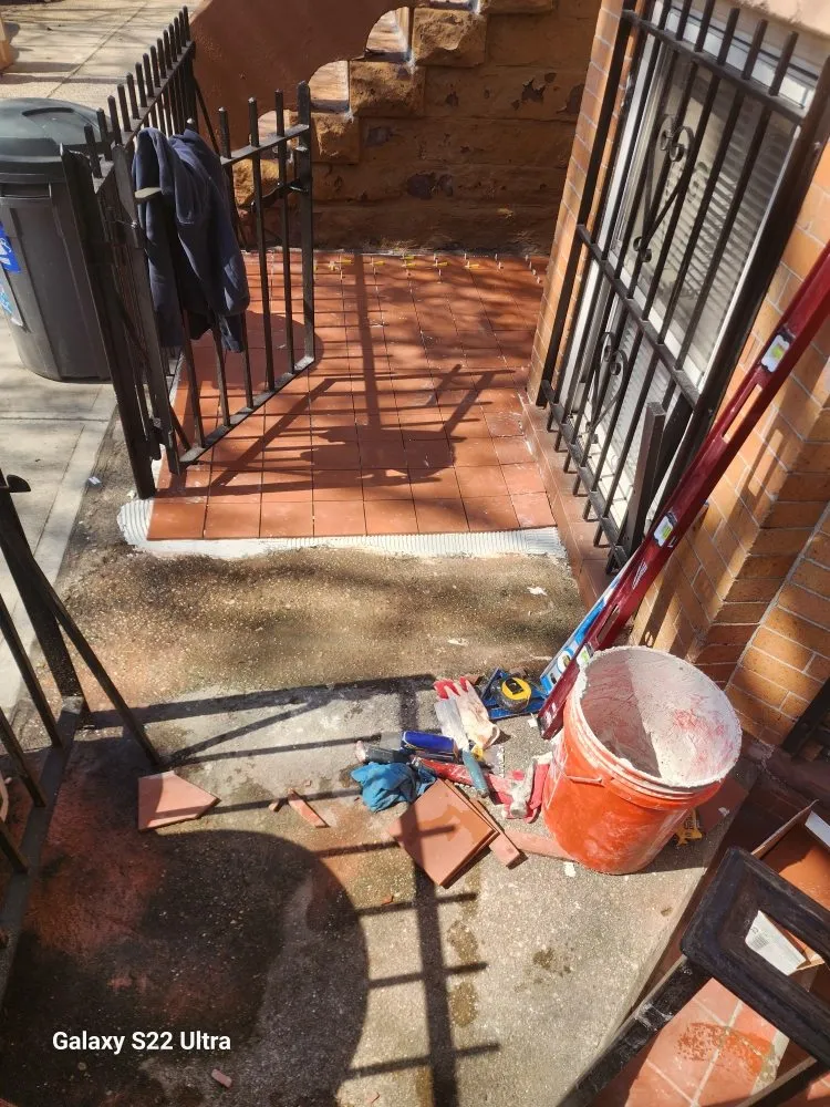 Slide of Fernandez Construction