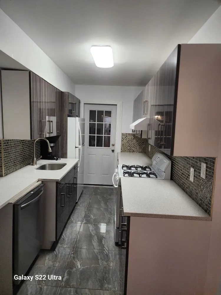 Slide of Fernandez Construction