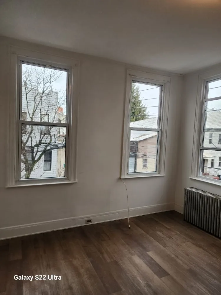 Slide of Fernandez Construction