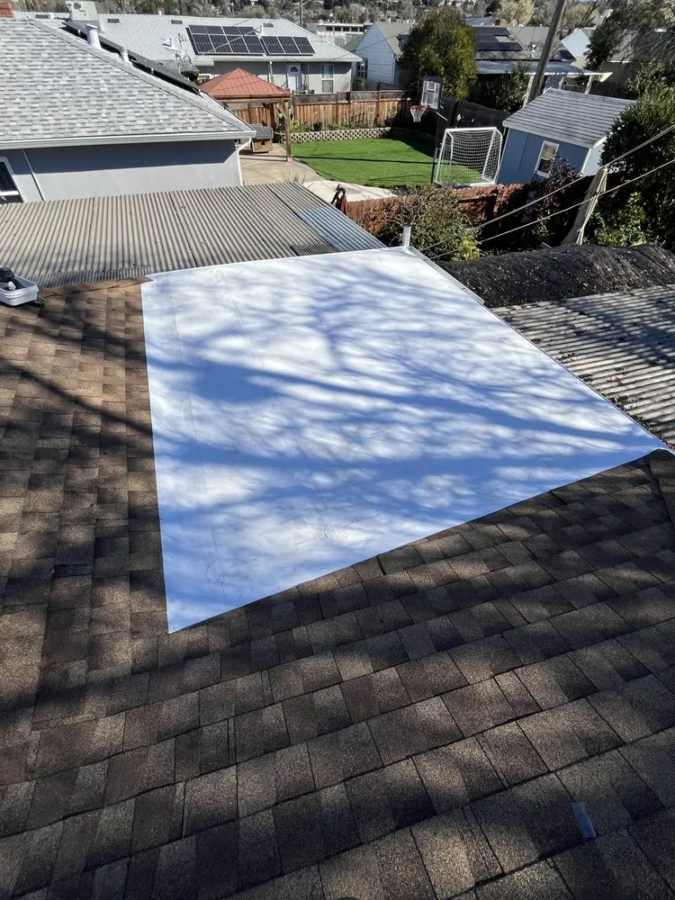 Slide of Fernandez Roof Repairs