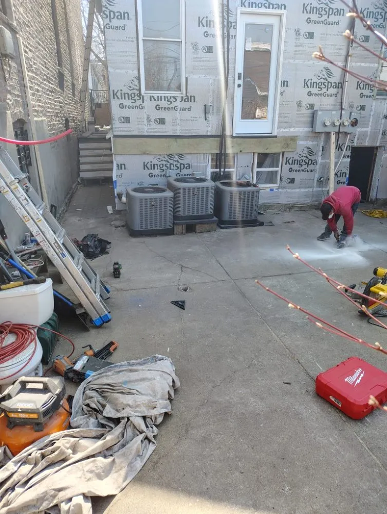 Slide of Fernandez Roofing & Gutters