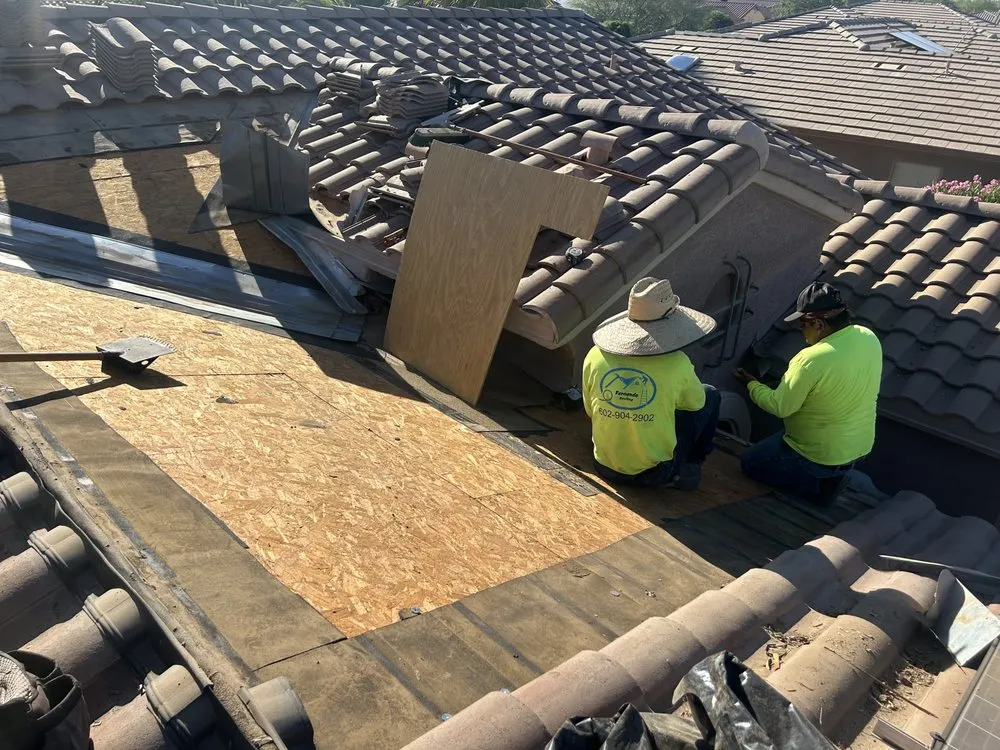 Slide of Fernando Roofing