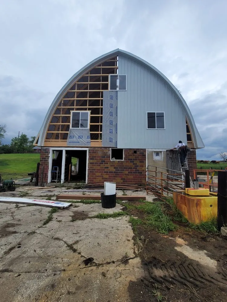 Slide of Ferneau's Roofing