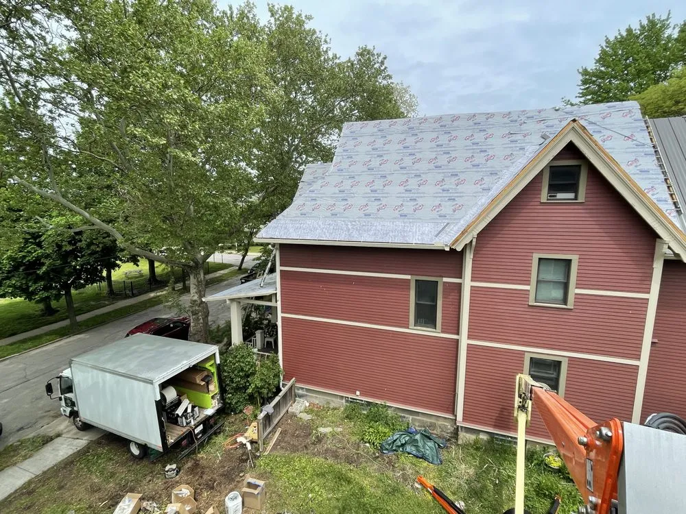 Slide of Fidelis Builders