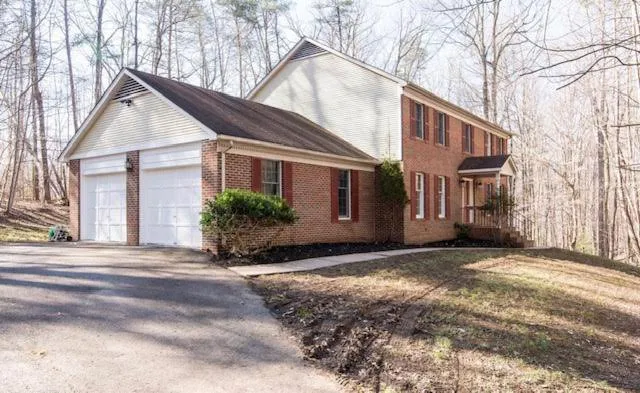 Slide of Fidelity Exteriors