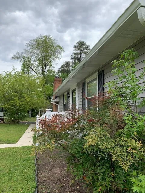 Slide of Fidelity Exteriors